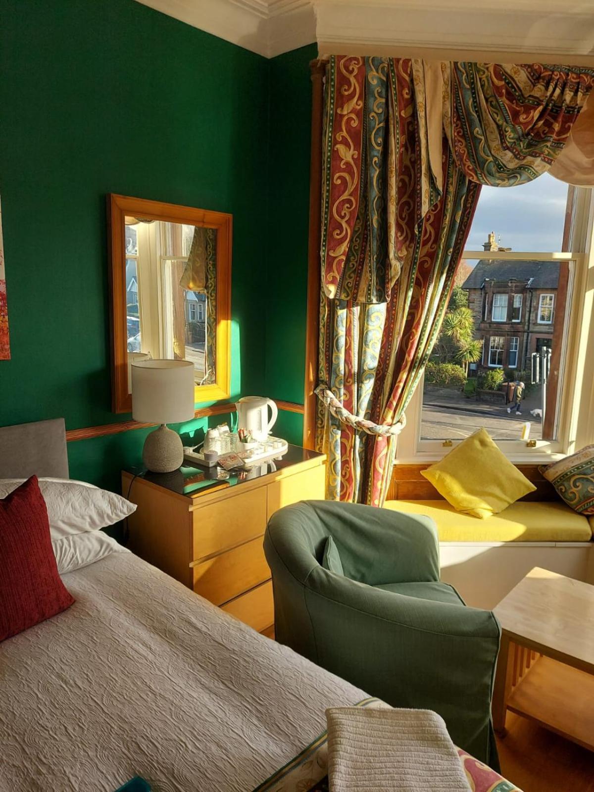 Another Room, Edinburgh